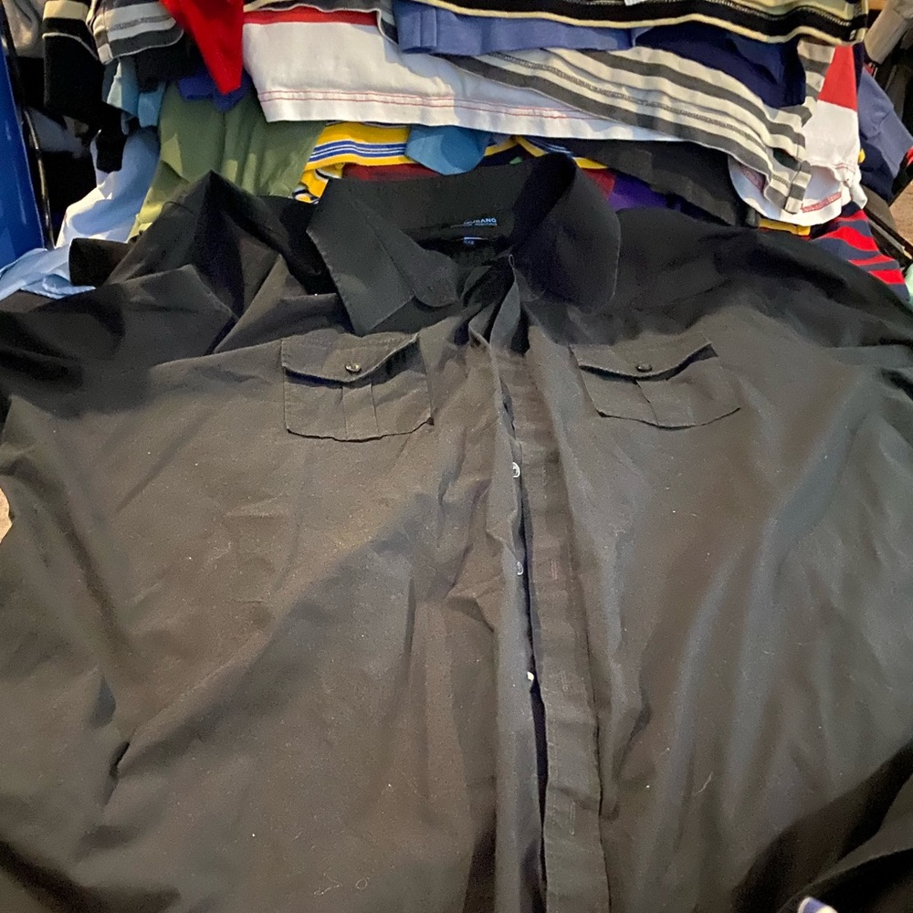 4xb black murano long sleeve button up used